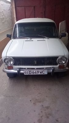 ВАЗ 2102 сотилади