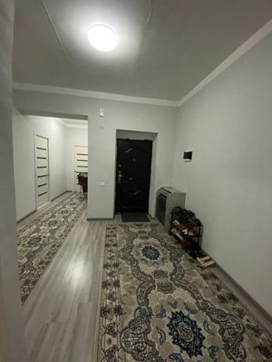 Ijaraga 2 ta student qiz olamiz