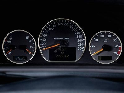 Хромированные кольца в панель Mercedes-Benz W210, W124, W140