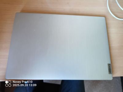 Lenovo noutbook core i3