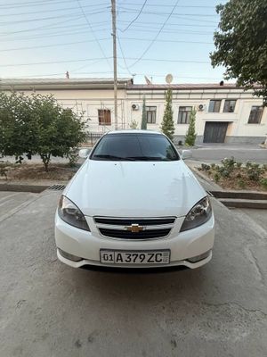 Chevrolet Jentra