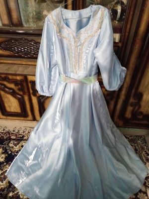 Vecherniy koylak 54 56 razmer