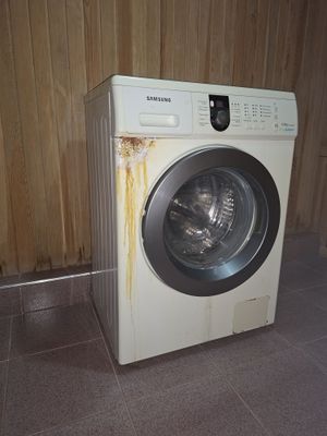 Стиральные машинка