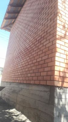 Ремонт балконов поткулуч кирпич облицовочный и простая кладка балкона