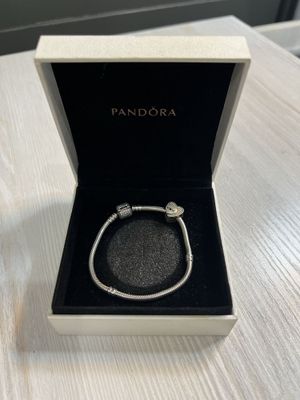 Продам браслет pandora