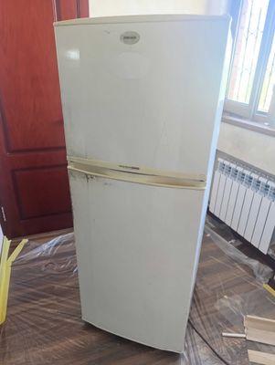 Продам холодильник Samsung б/у