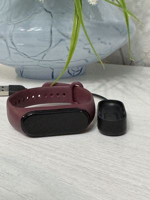 Часы xiaomi mi band 4 БУ