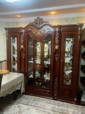 Xitoy mebel, gorka, komod va stol stul hammasi 1000$