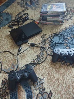 Playstation 2 в отличном состоянии