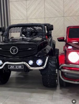 Mercedes Benz машина для детей электрическая черная