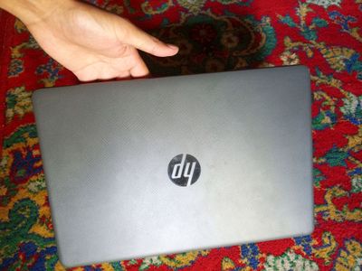 Noutbuk Hp