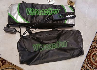 Ozdiruvchi vibrator sotiladi.