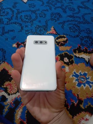 samsung galaxy s10e 6ga 128