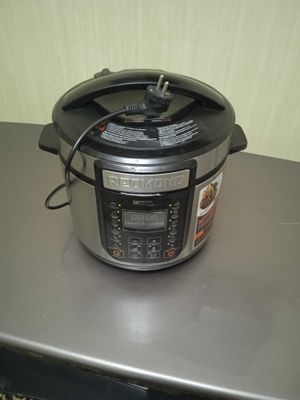 Мультиварка Redmond RMC-PM381