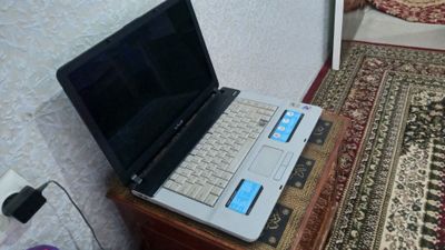 Ноутбук Sony Vaio в хорошем состоянии