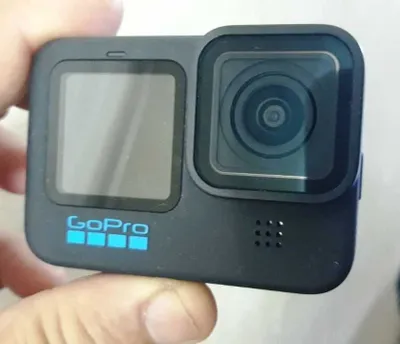 Продам новую GoPro HERO 10 Black+отдам все прибамбасы