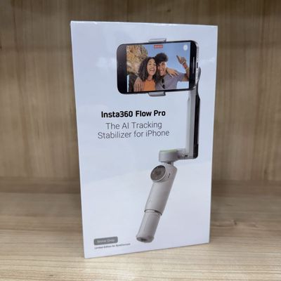 Insta 360 Flow Pro стабилизатор для телефонов