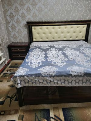 продаётся спальный гарнитур с хорошей состоянии