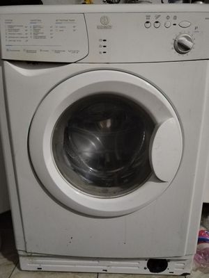Продам стиральную машину