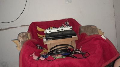 Ps3 2jostik sotiladi