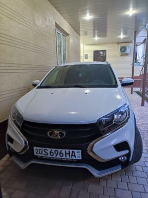 Lada X Ray cross 2019