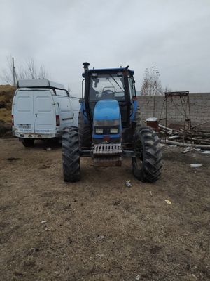 Трактор NEW HOLLAND TS 130