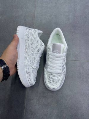 кросовки Nike