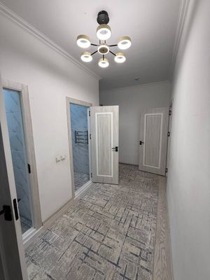 2 хонали уйни бир хонаси ёш оилага ёки кизларга берилади