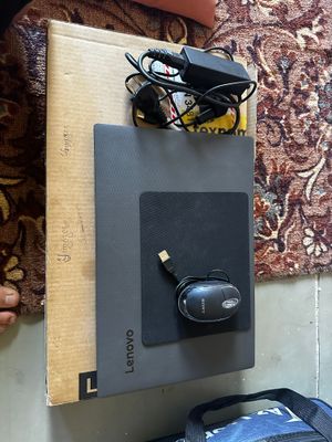 Lenovo kompyuter sotiladi