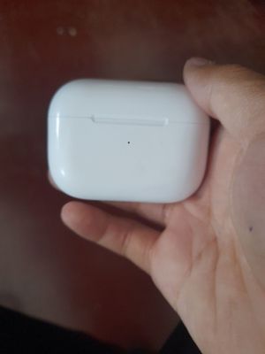 Airpods pro 4 хорошее состояние