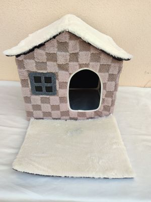 Домик для кошек и собак