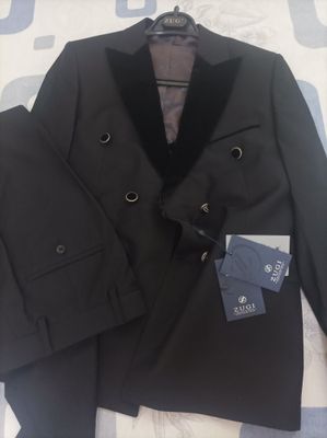 Kastum shim kelishilgan narxda yangi