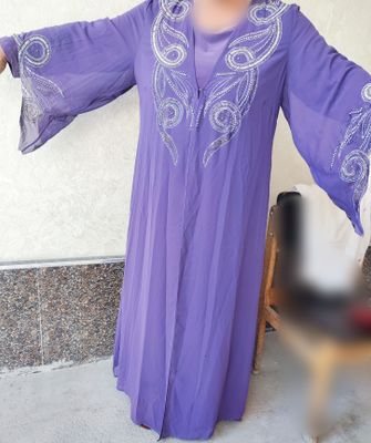 Ayollar kiyimi