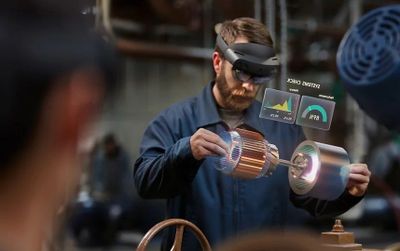 Microsoft Hololens 1 va 2