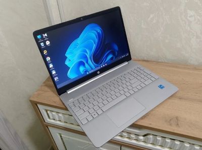 Hp Noutbuk deyarli yangi