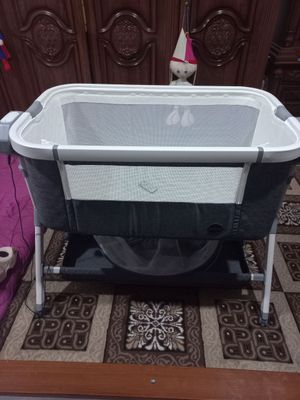 Belanche va kravatla sotiladi xolati yangi 2 lasi dir joydan sotiladi