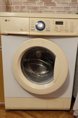 Автоматическая стиральная машинка LG Серийный № 602PNSV070646 Made