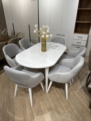 Комплект стол и 6 стульев от Comfort Mebel