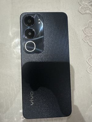 Vivo y19 sotiladi yengi