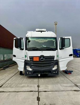 Тягач MERCEDES Actros 1845