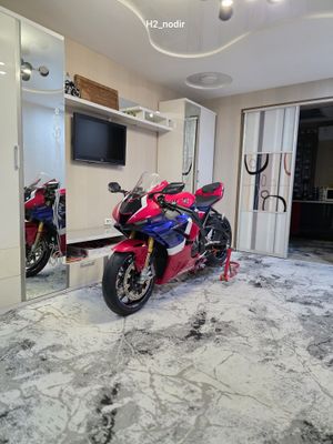 Сотилади Honda cbr1000rr-r fireblade sp 2020