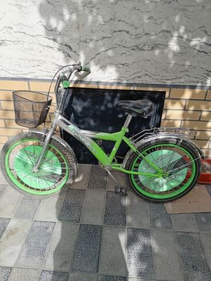 Velosiped sotiladi