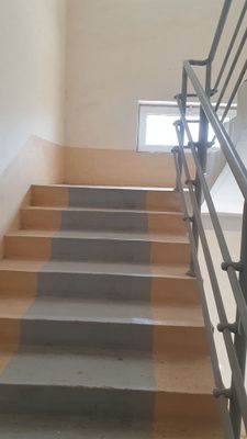 Arenda 3 honali pishgan gishtdan. Zakanal