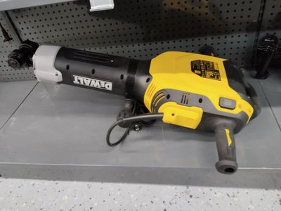 Перфаратор отбойный DeWalt