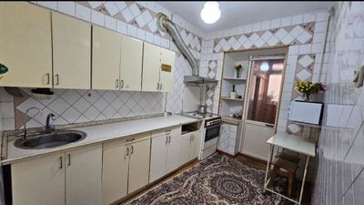 Сдаётся 2/2/4 на мв.Феруза