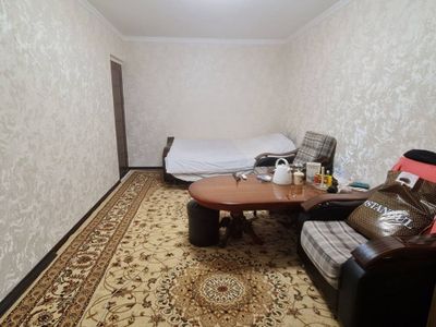 Мягкий уголок, комплект два кресла, раскладной диван и столик
