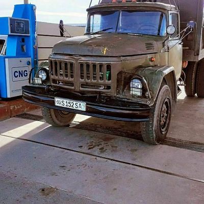 Zil 131 sotiladi xolati yaxshi zadnimos laz resorlar maz