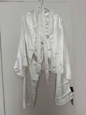 Dvoyka satin pijama yengi L razmer