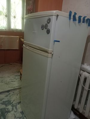 NORD холодильник.Холати яхши ва ишлайди.