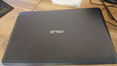 Asus X543M N4000/Intel UHD Graphics/4gb/128gb/DVD rom
